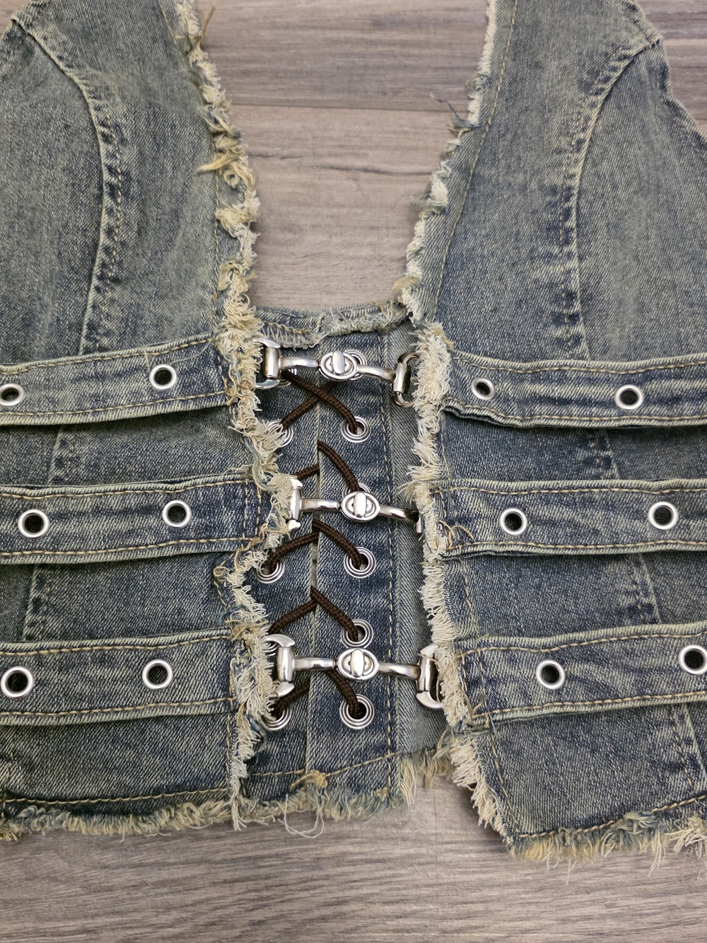 Y2K Distressed Grunge Denim Halter Vest Size Medium - Picture 2 of 8